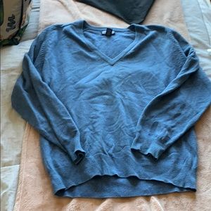 Men’s blue sweater